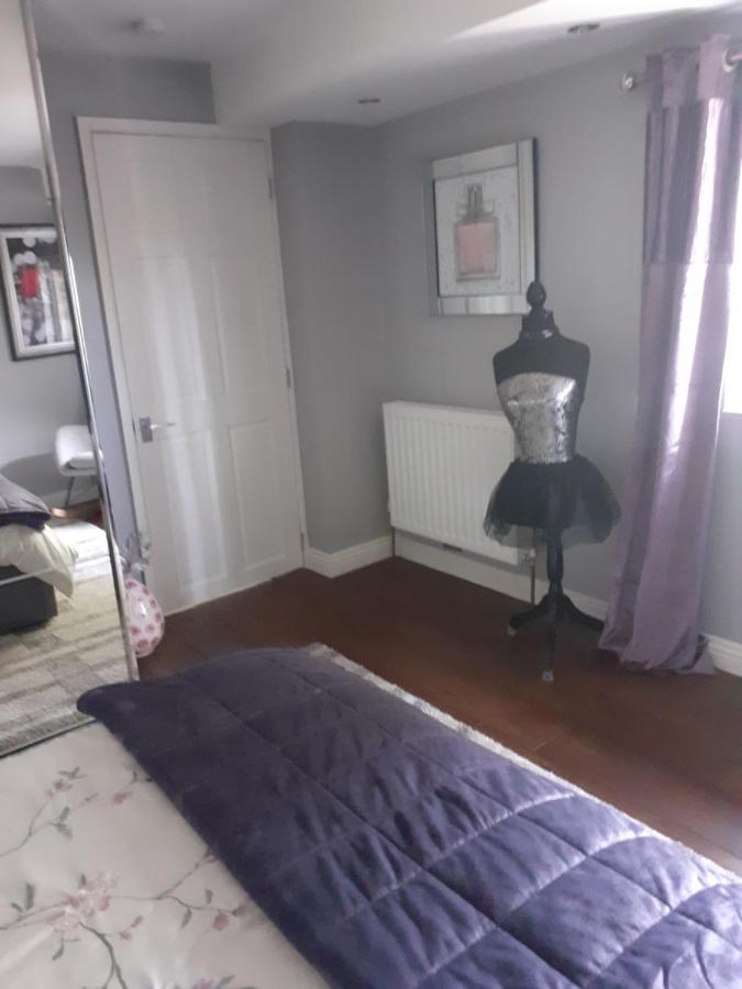 Distant Lights Apartment Lower Boscaswell Bagian luar foto